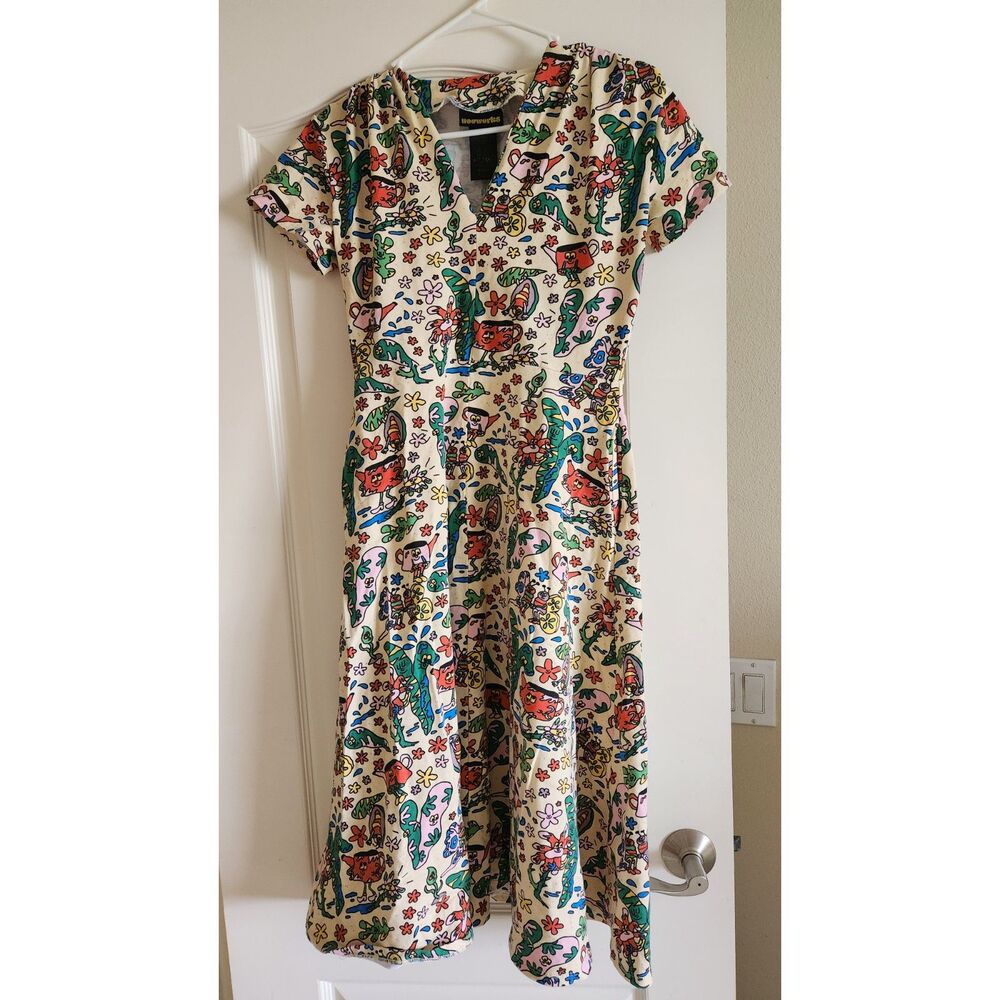 Nooworks RETIRED Greta Style Short Sleeve Midi Dress Bug Out Print Mint Size S